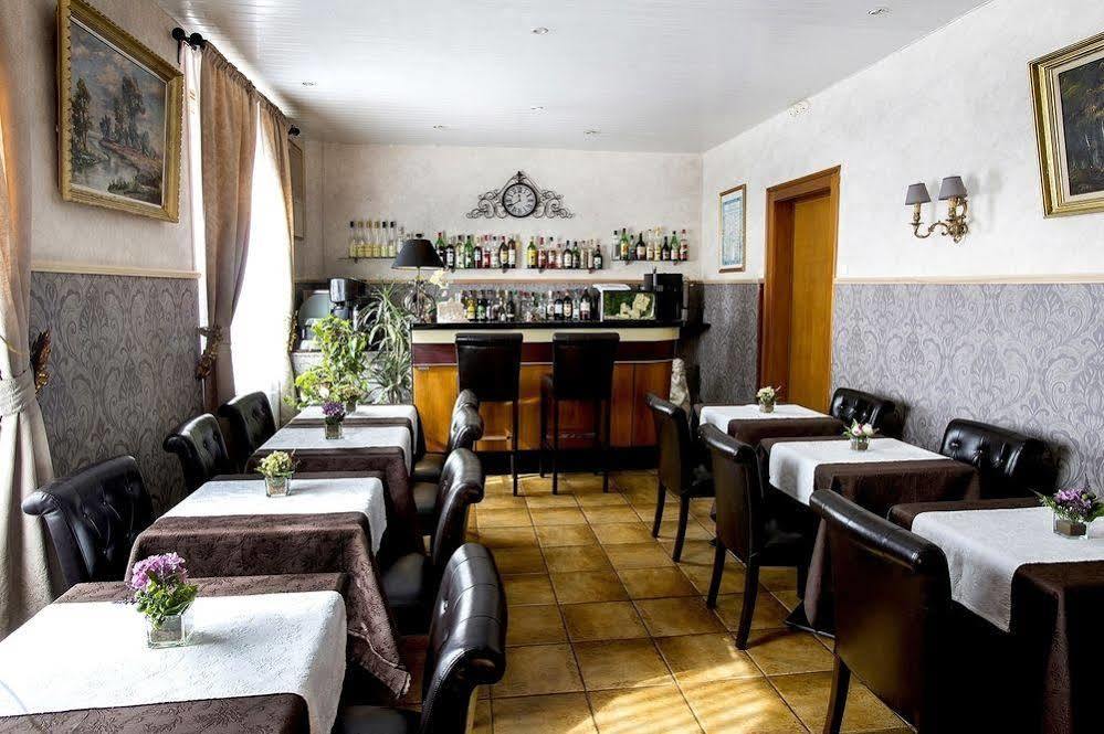 Logis Hotel Restaurant La Tete Des Faux Le Bonhomme Exterior foto